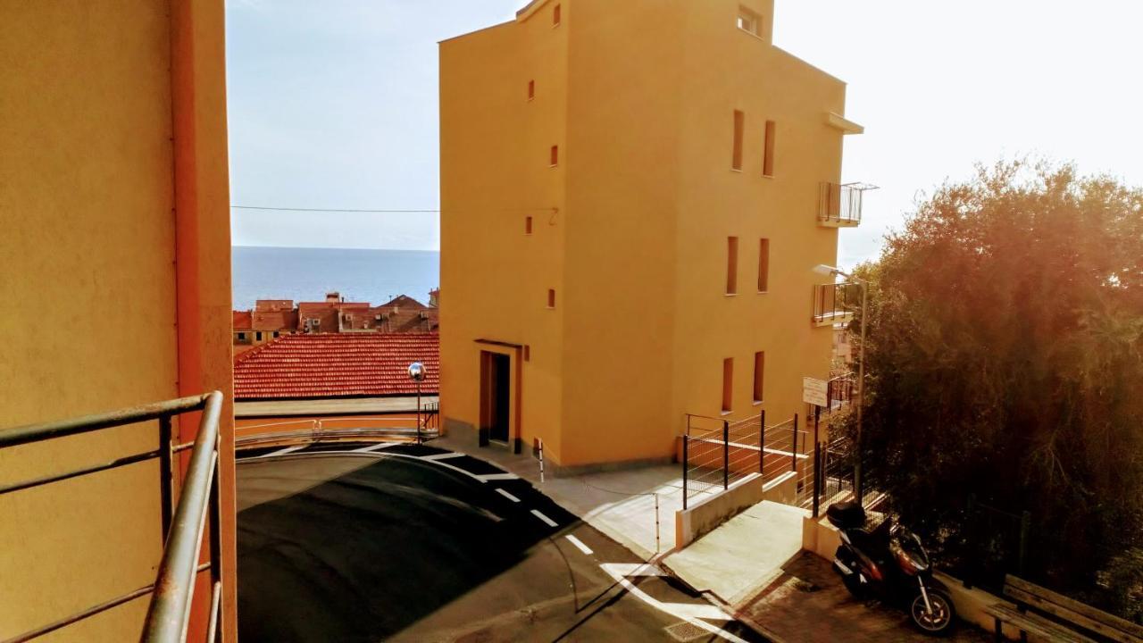 Apartmán Casa Di Claude Con Posto Auto Finale Ligure Exteriér fotografie