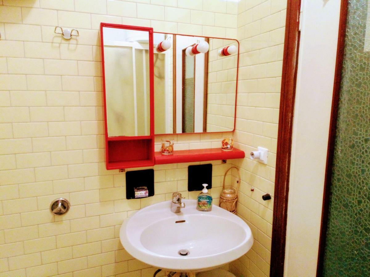 Apartmán Casa Di Claude Con Posto Auto Finale Ligure Exteriér fotografie