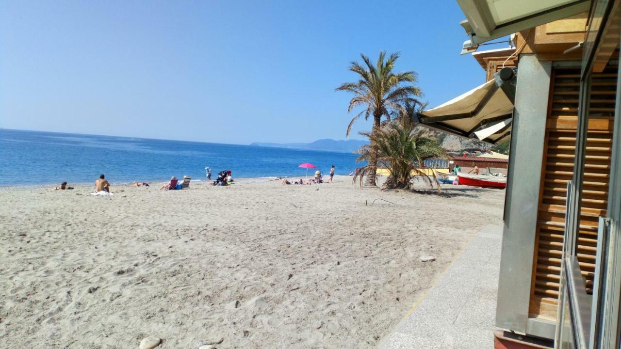Apartmán Casa Di Claude Con Posto Auto Finale Ligure Exteriér fotografie