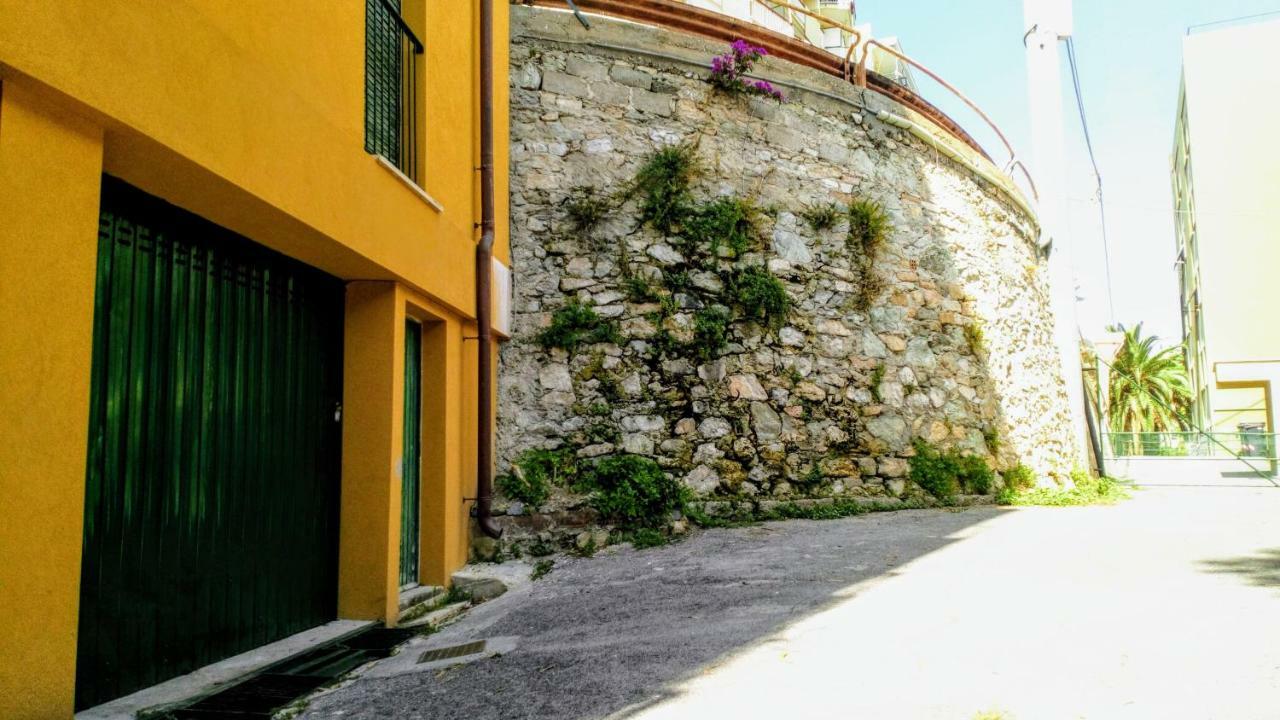 Apartmán Casa Di Claude Con Posto Auto Finale Ligure Exteriér fotografie