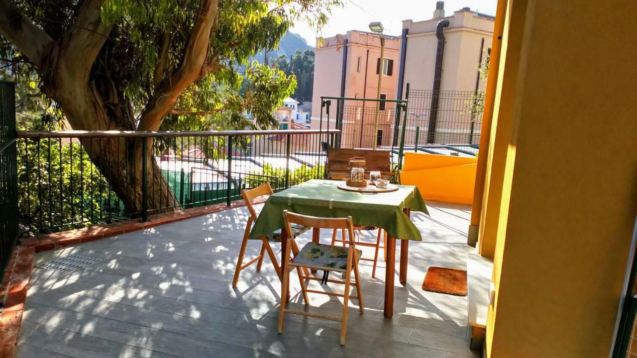 Apartmán Casa Di Claude Con Posto Auto Finale Ligure Exteriér fotografie